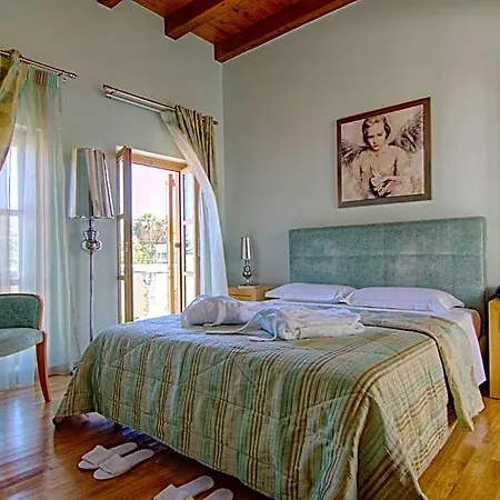 Bellagio Luxury Boutique Hotel 4*